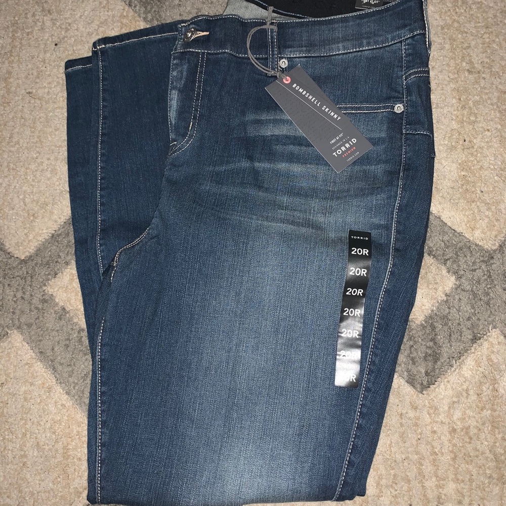 Torrid bombshell skinny